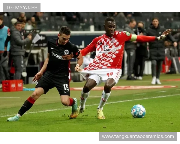 拜仁近17次作为德甲领头羊迎战副班长全胜表现稳如泰山