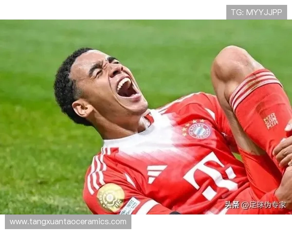 穆西亚拉伤愈回归训练拜仁全队士气大振迎来久违重磅利好消息时刻